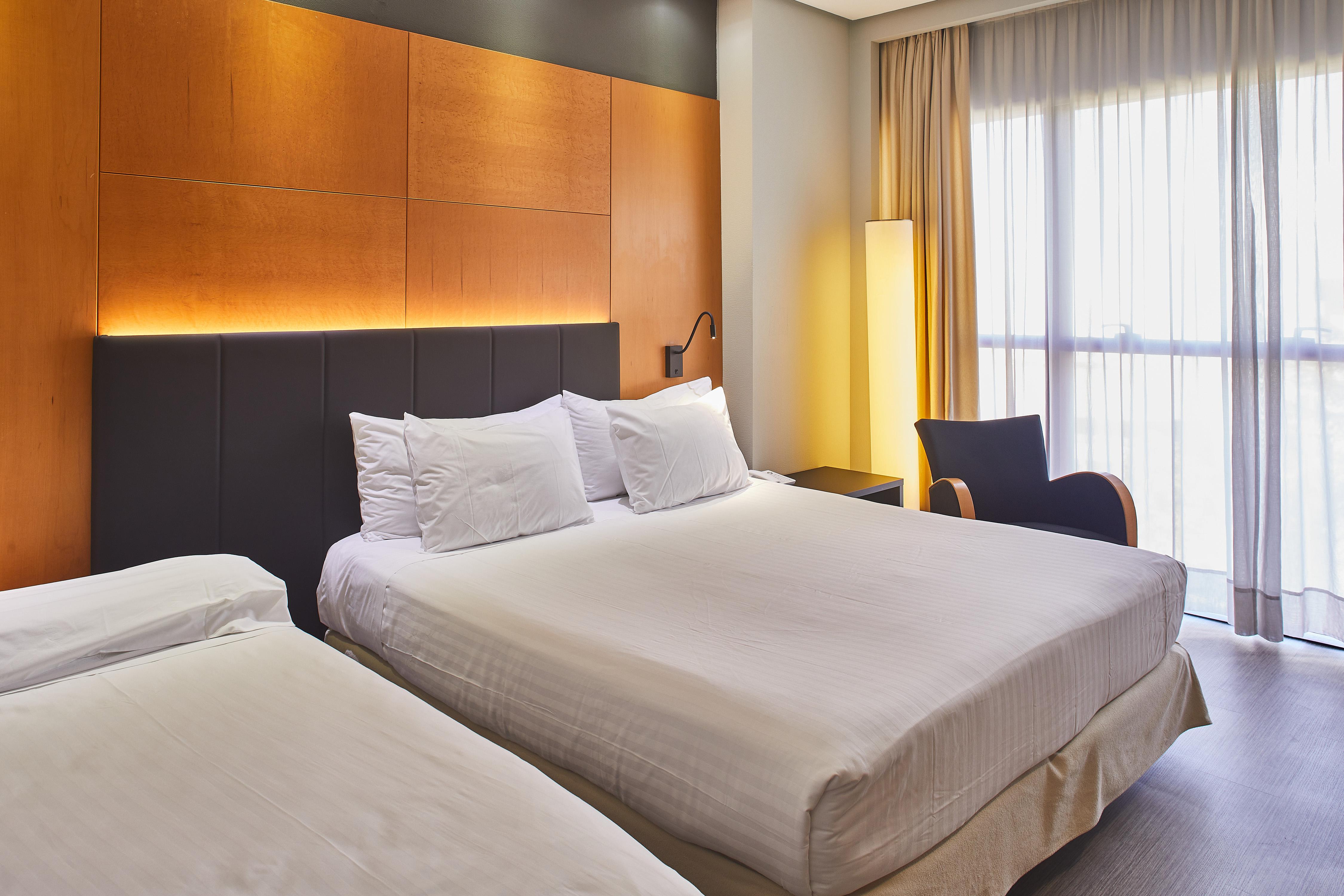 Silken Puerta Madrid Hotel Екстериор снимка