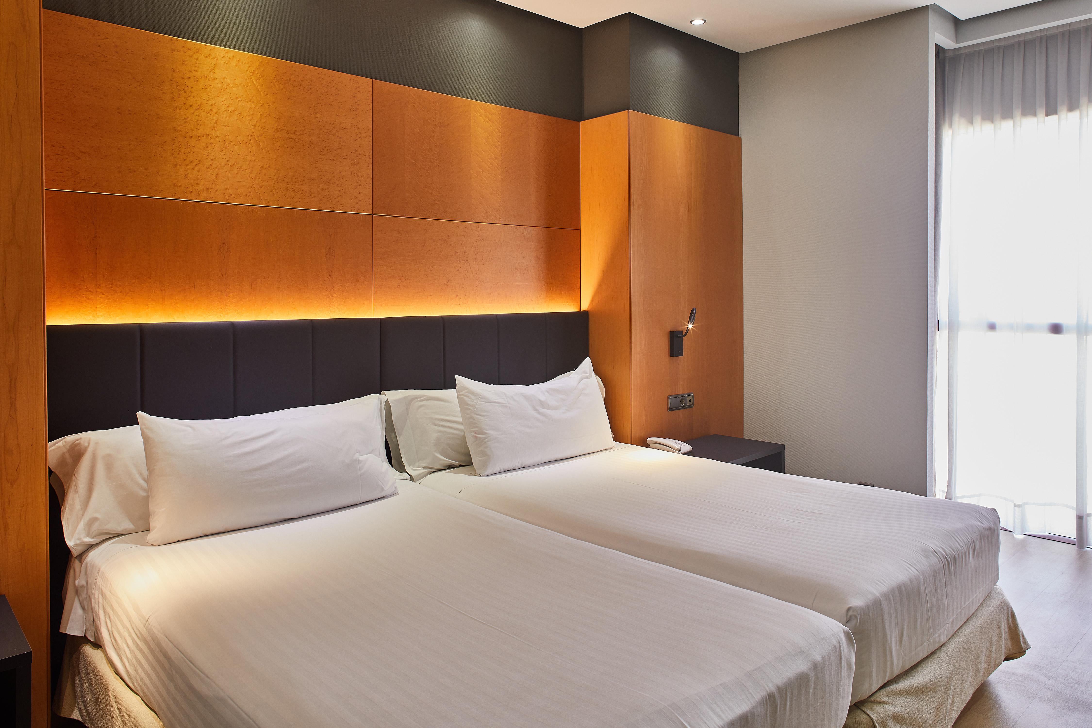Silken Puerta Madrid Hotel Екстериор снимка