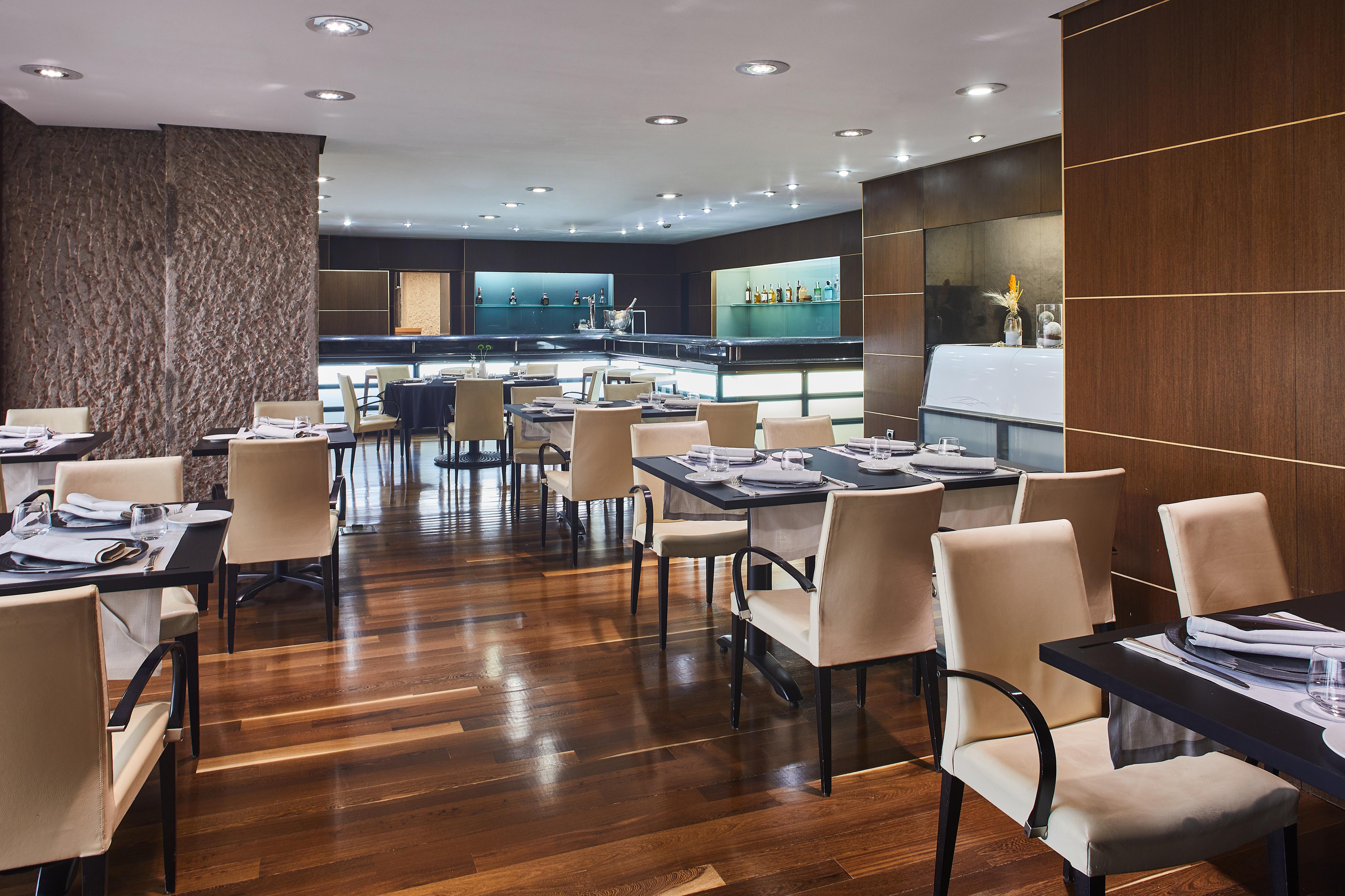Silken Puerta Madrid Hotel Екстериор снимка